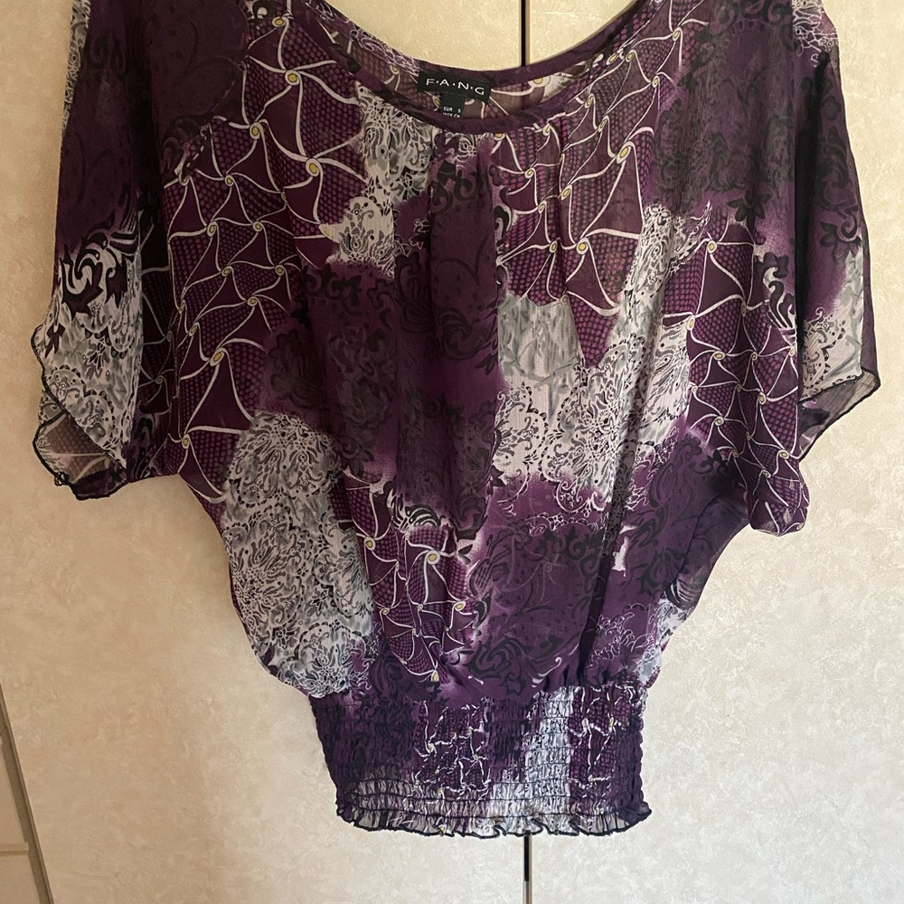 F•A•N•G blouse size S